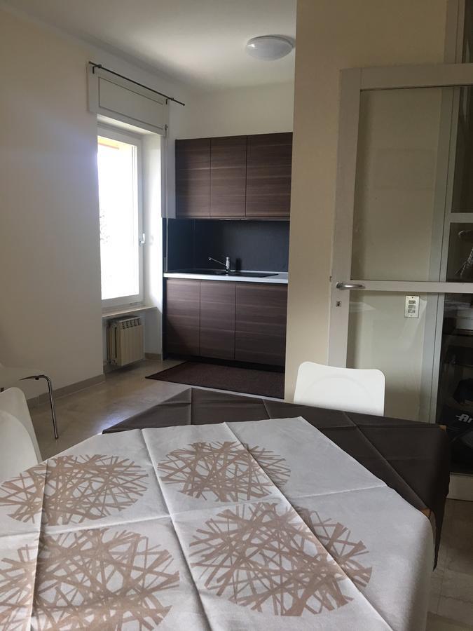 Апартаменти Casa Claudia Ассенца-ді-Брензоне Екстер'єр фото